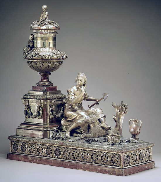 A George III mahogany bracket clock, the eight-day movement with verge escapement.